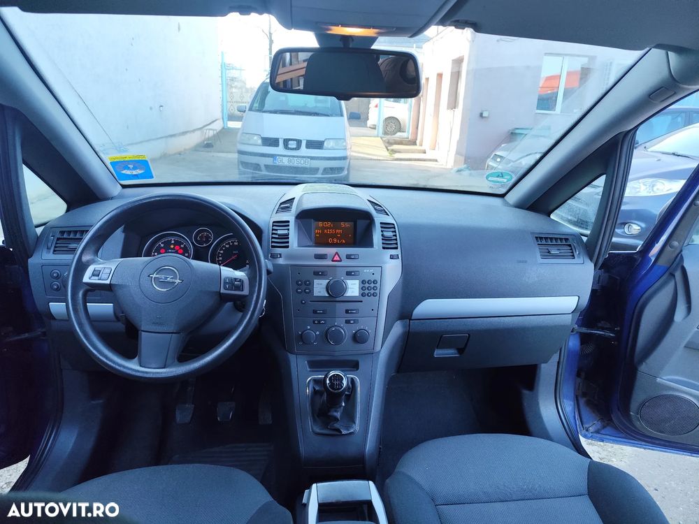 Opel Zafira 1.9 CDTI Sport - 8