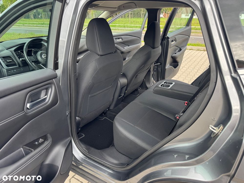 Nissan Qashqai 1.3 DIG-T MHEV N-Connecta - 24