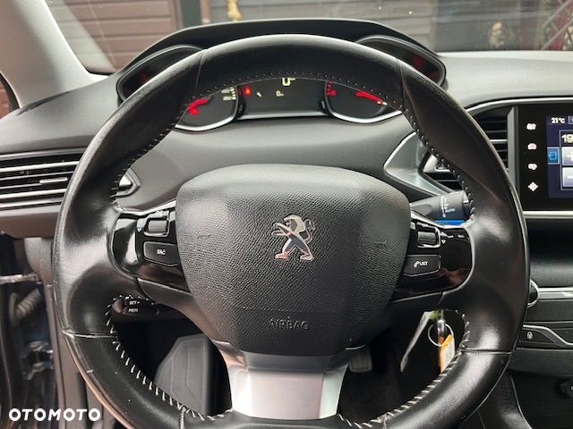 Peugeot 308 1.6 BlueHDi Business Line S&S - 18