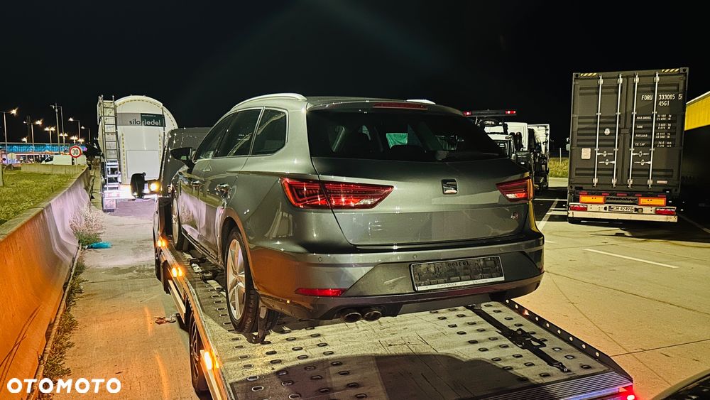 Seat Leon 2.0 TDI DPF Start&Stop DSG XCELLENCE - 22