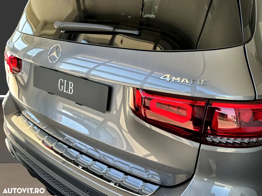 Mercedes-Benz GLB 200 4Matic 8G-DCT AMG Line - 11