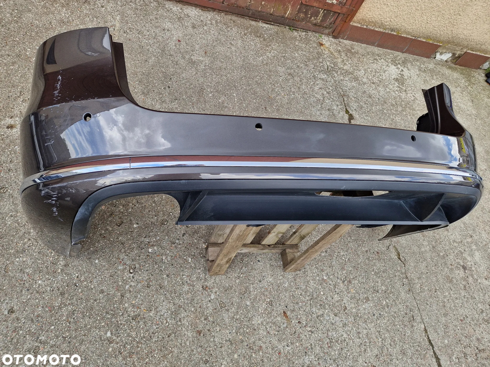 VW Passat B7 10- zderzak tylny chrom kombi 3AF HighLine - 2