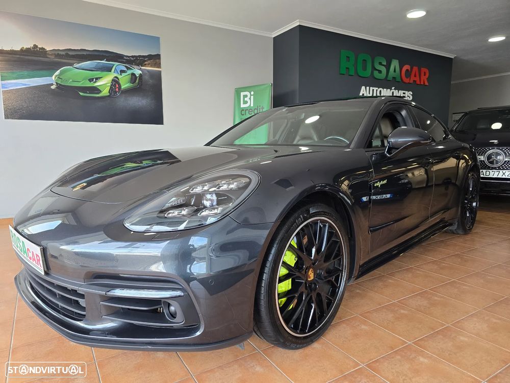 Porsche Panamera 4 E-Hybrid