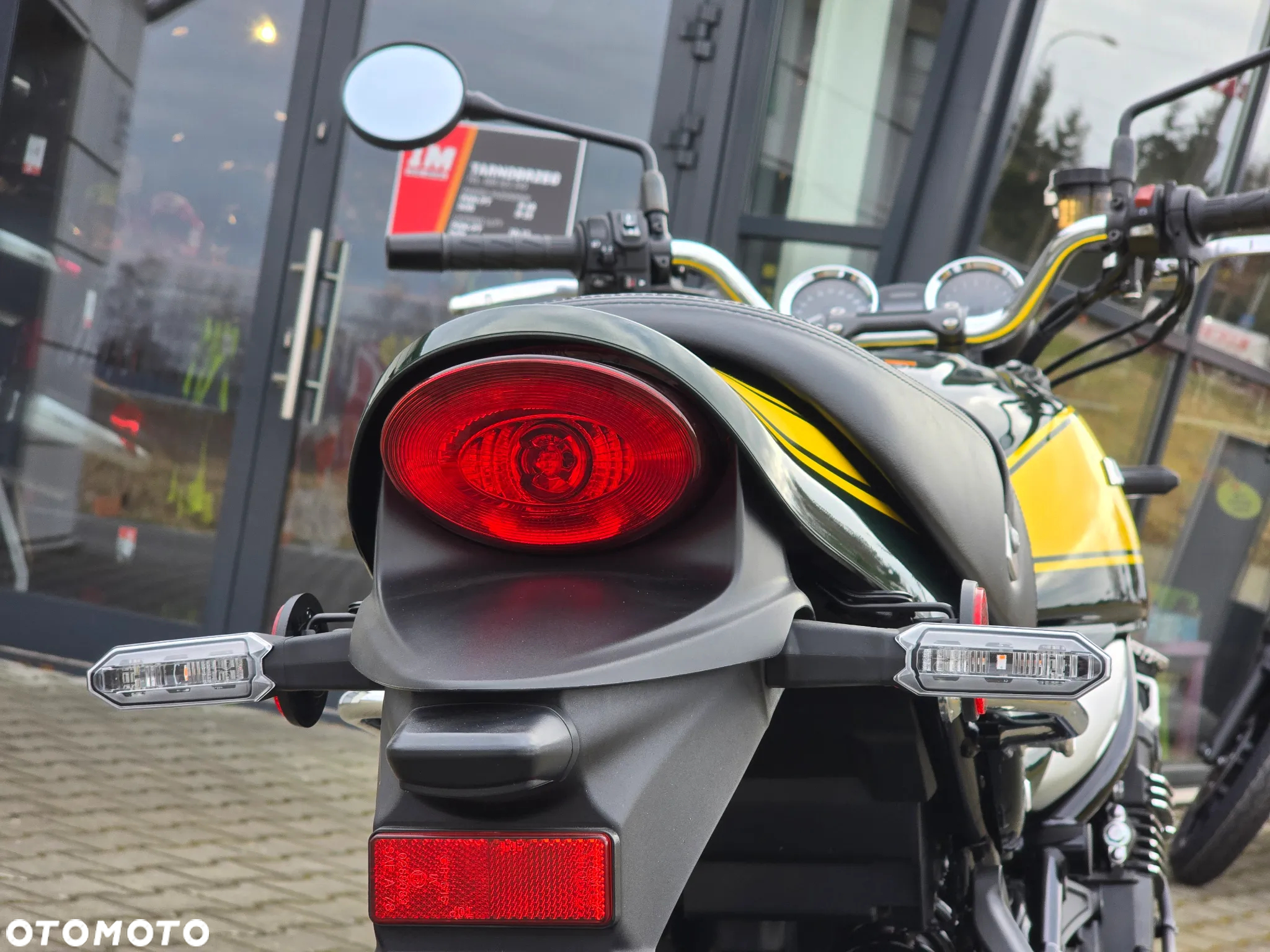 Kawasaki Z 900 RS - 15
