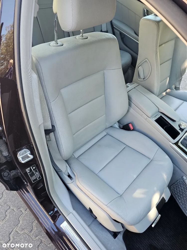 Mercedes-Benz Klasa E 220 CDI BlueEff Elegance - 14