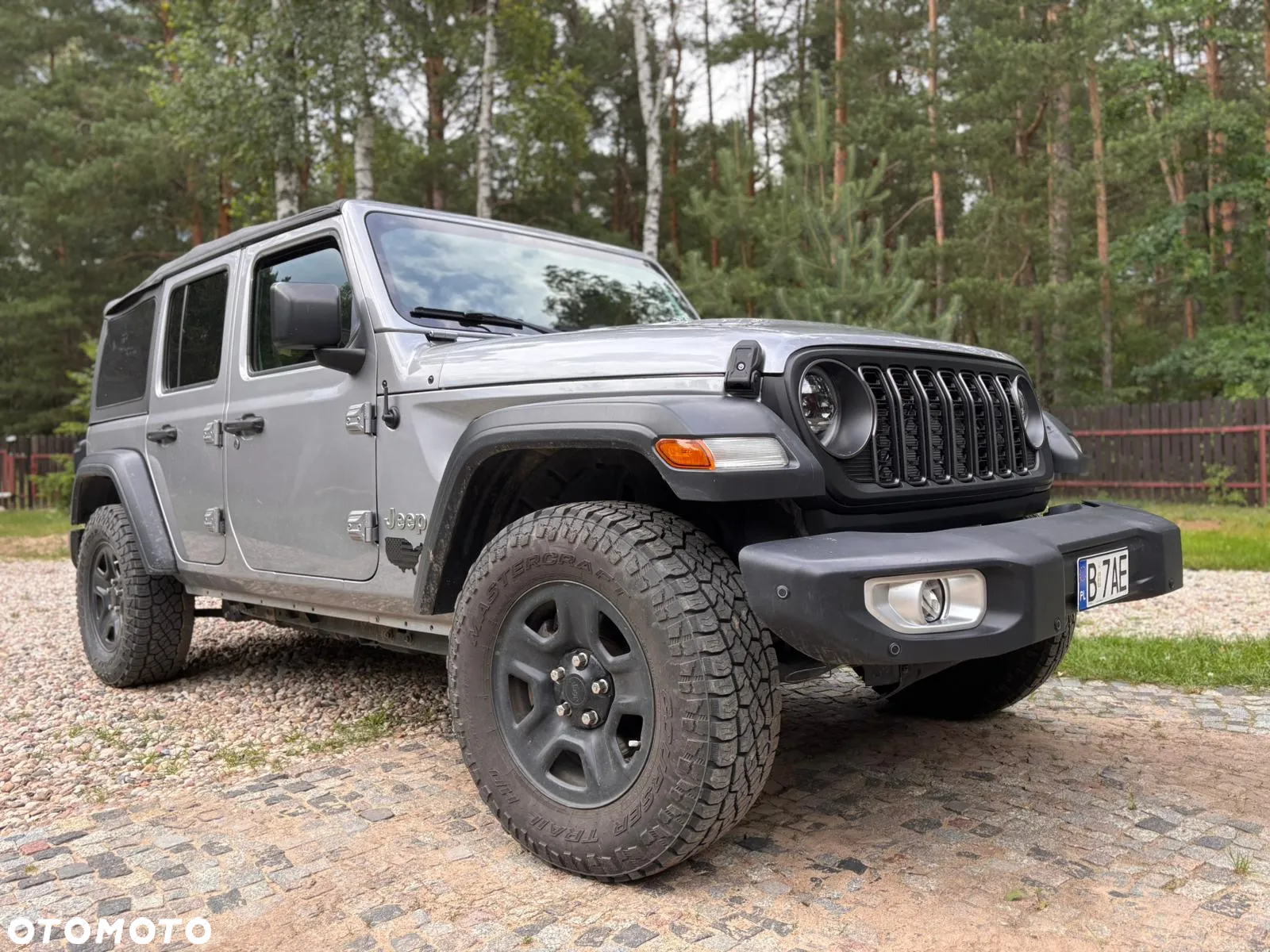 Jeep Wrangler - 13