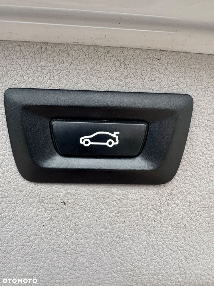 BMW Seria 3 320i Sport Line - 9