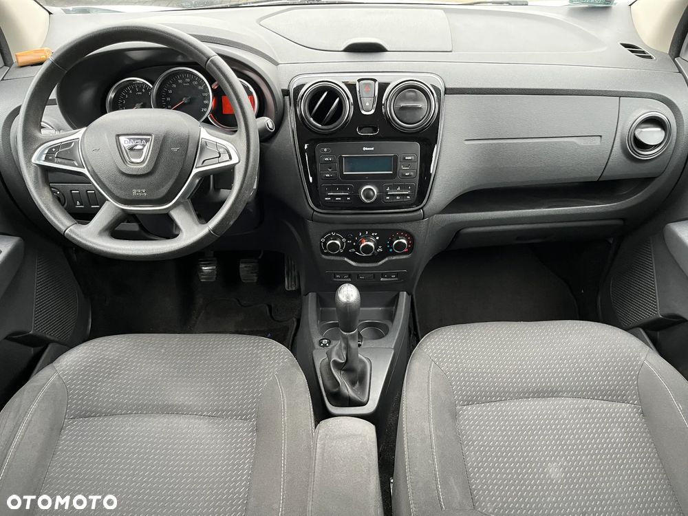 Dacia Lodgy 1.6 SCe Laureate S&S - 9