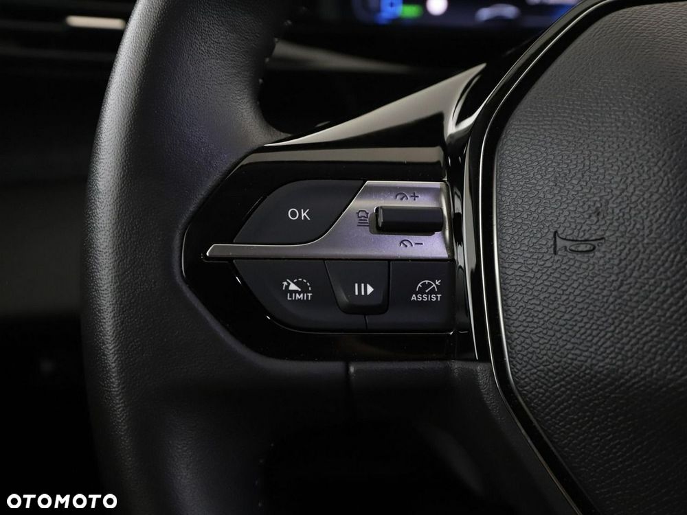 Peugeot 408 1.6 Plug-In Hybrid 180 Allure EAT8 - 36