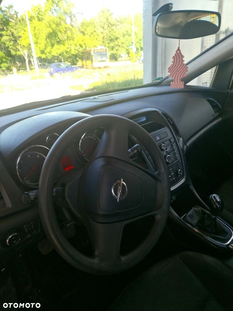 Opel Astra 1.7 CDTI DPF Color Edition - 6