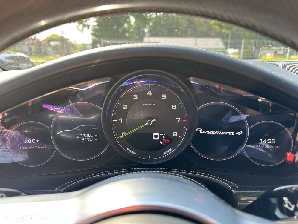 Porsche Panamera - 15