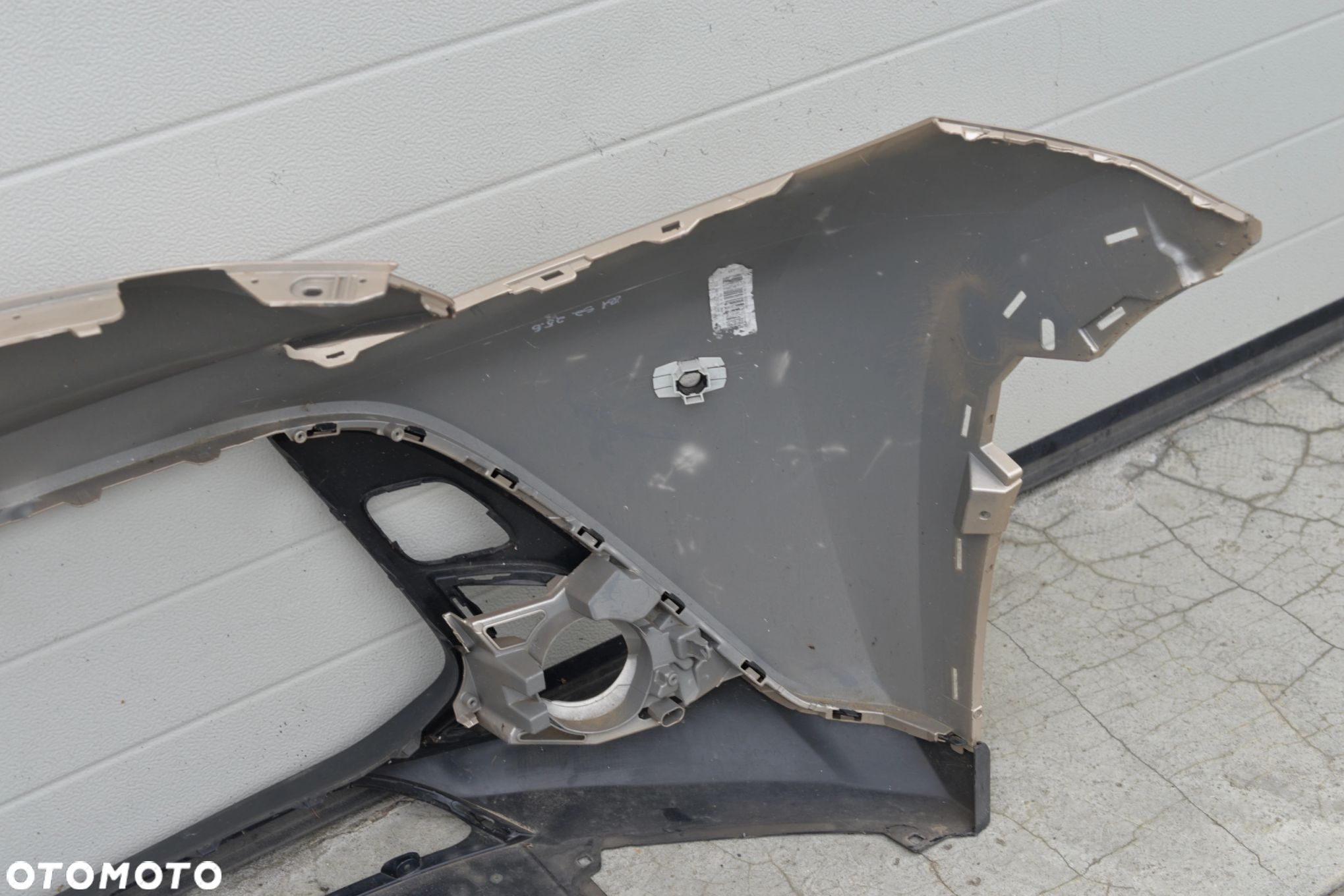 TOYOTA AYGO X 2022-> ZDERZAK PRZEDNI PRZÓD 52112-0H110 - 7