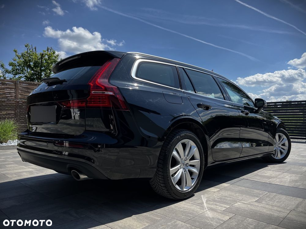 Volvo V60 T4 Momentum Pro - 5