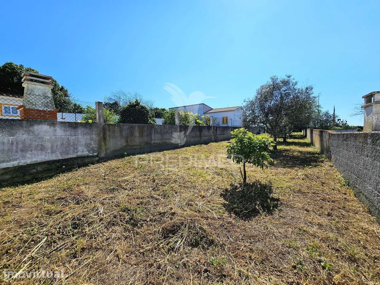Terreno Urbano com Garagem e Horta em Casével - Grande imagem: 4/14