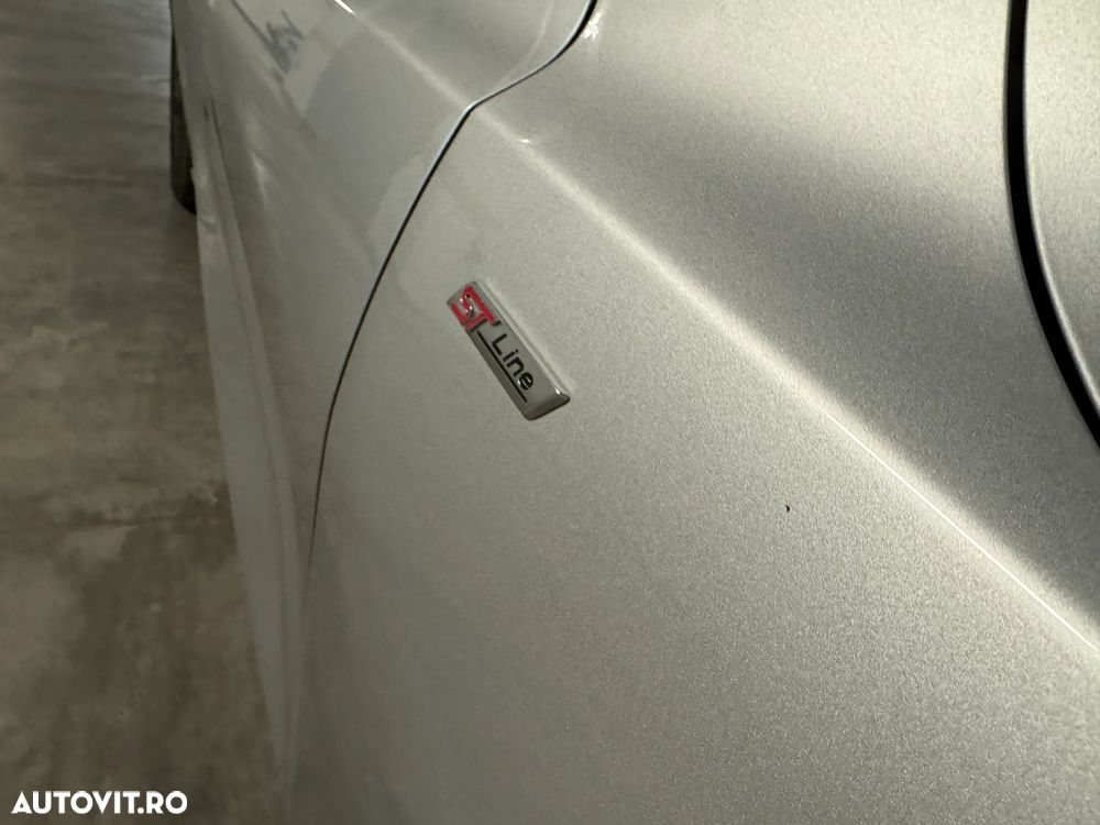 Ford Focus 1.5 EcoBlue 8AT ST-Line - 9
