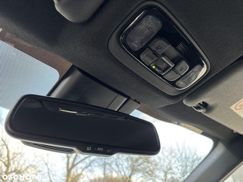 Toyota Yaris Cross Hybrid 1.5 Adventure 4x4 - 34