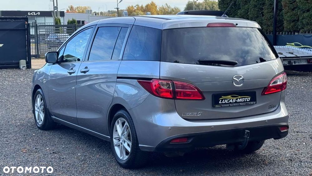 Mazda 5 2011
