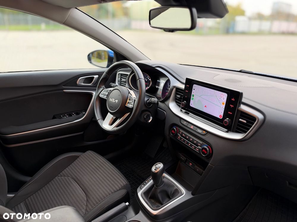 Kia Ceed 1.5 T-GDI M - 23