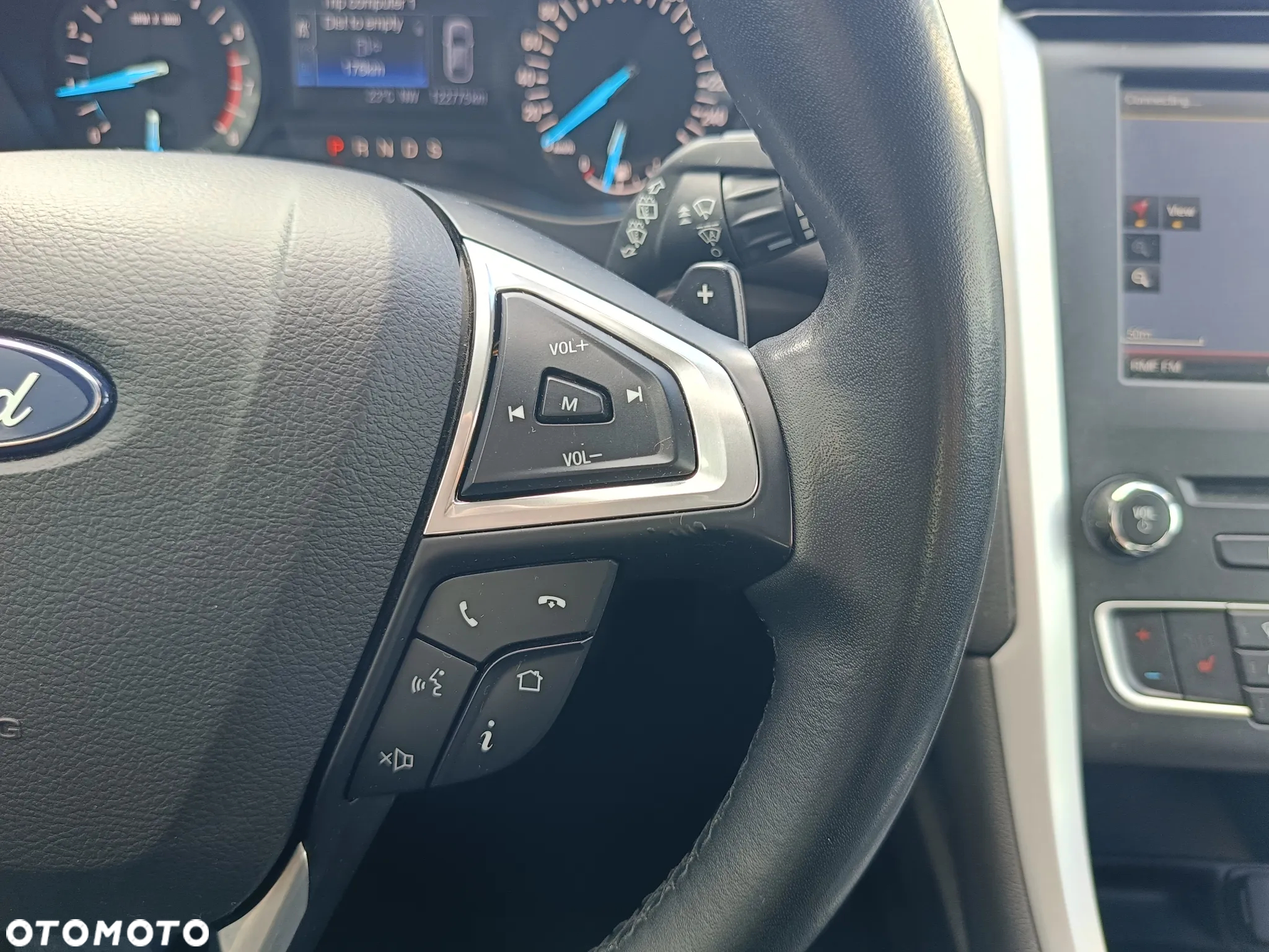 Ford Mondeo 1.5 EcoBoost Gold Edition - 24