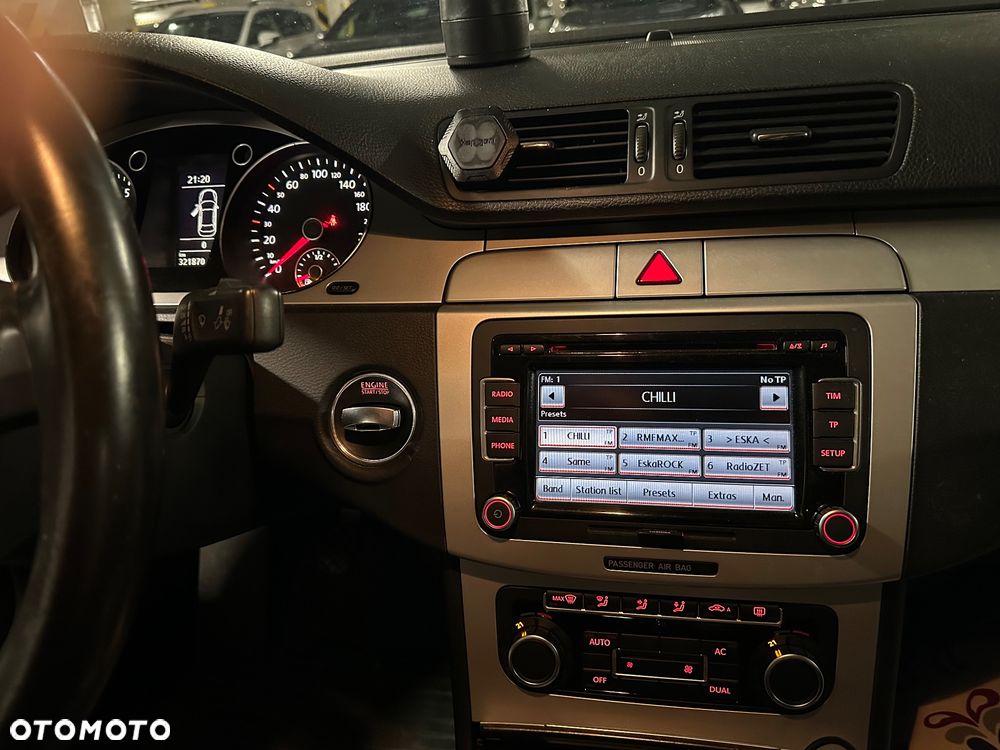 Volkswagen Passat 1.4 TSI Comfortline R-Style - 17