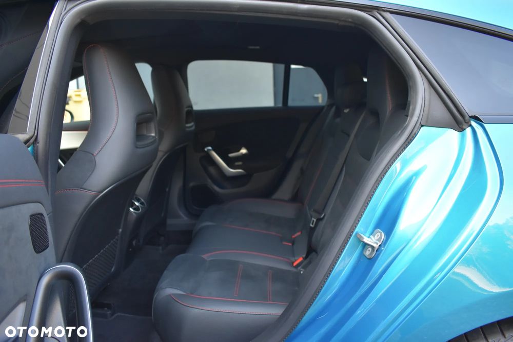 Mercedes-Benz CLA 200 d 8G-DCT AMG Line Advanced Plus - 21