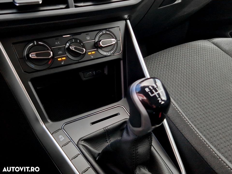 Volkswagen Polo 1.0 TSI Life - 17