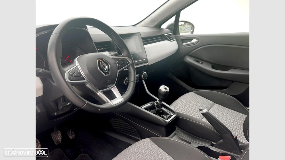 Renault Clio 1.0 TCe Techno Bi-Fuel - 14