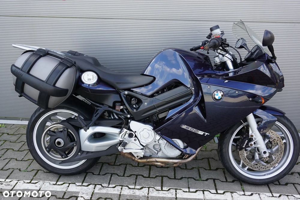 BMW F - 2