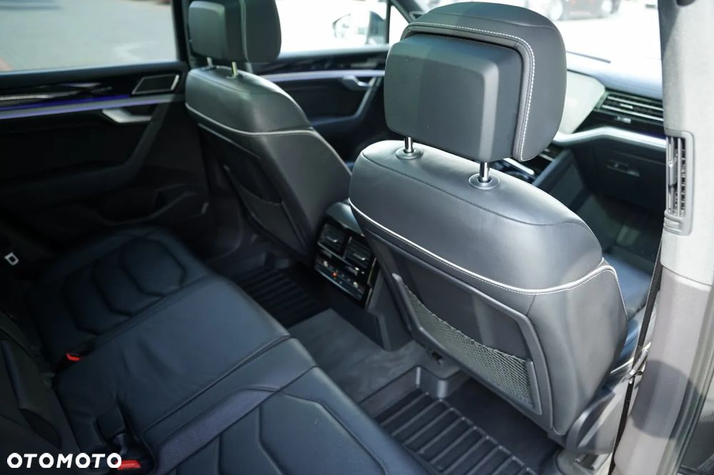 Volkswagen Touareg 3.0 V6 TDI SCR 4Mot R-Line - 35