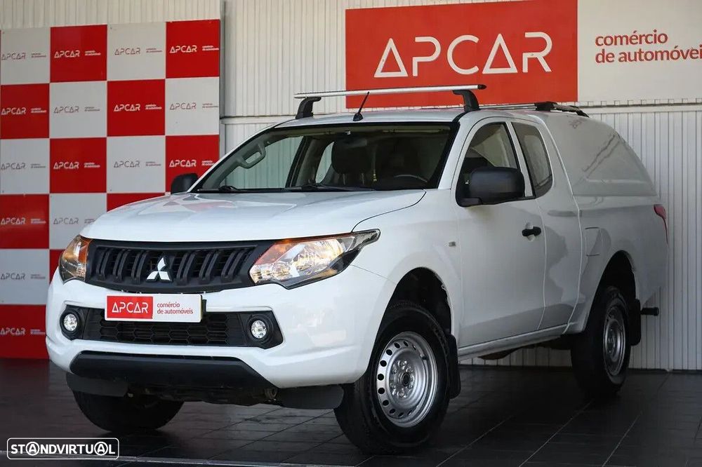 Mitsubishi L200 2.4 DI-D Club Invite Strakar Look 4WD - 8