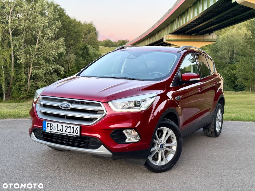 Ford Kuga 2.0 TDCi 2x4 Titanium - 1