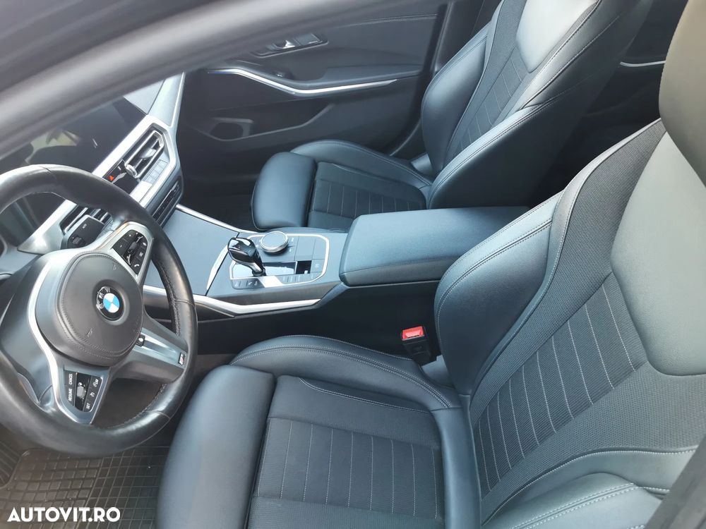 BMW Seria 3 318d Aut. Sport Line - 9