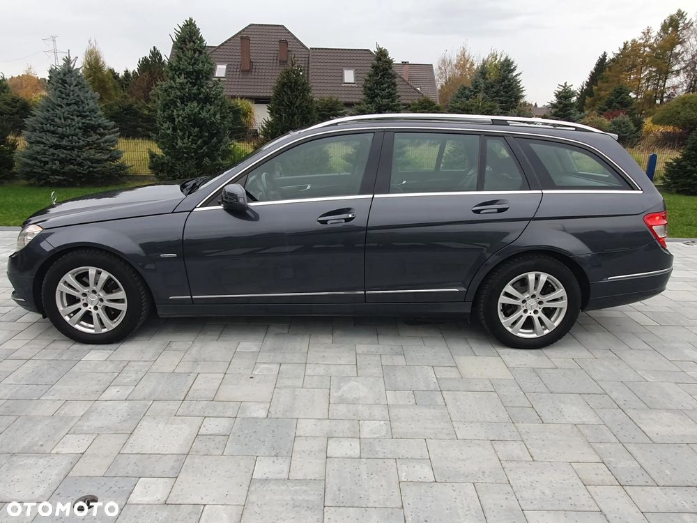 Mercedes-Benz Klasa C 250 CDI DPF 4Matic (BlueEFFICIENCY) 7G-TRONIC Elegance - 2