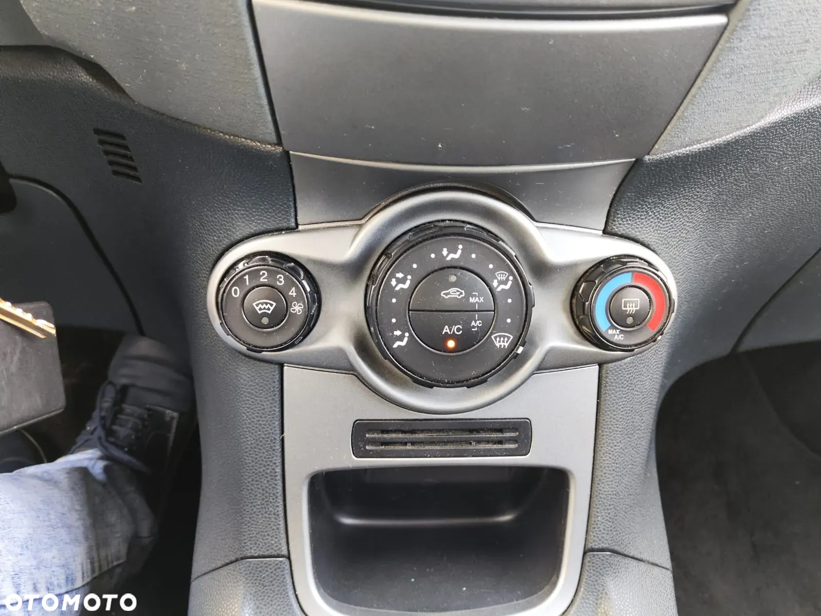 Ford Fiesta - 17