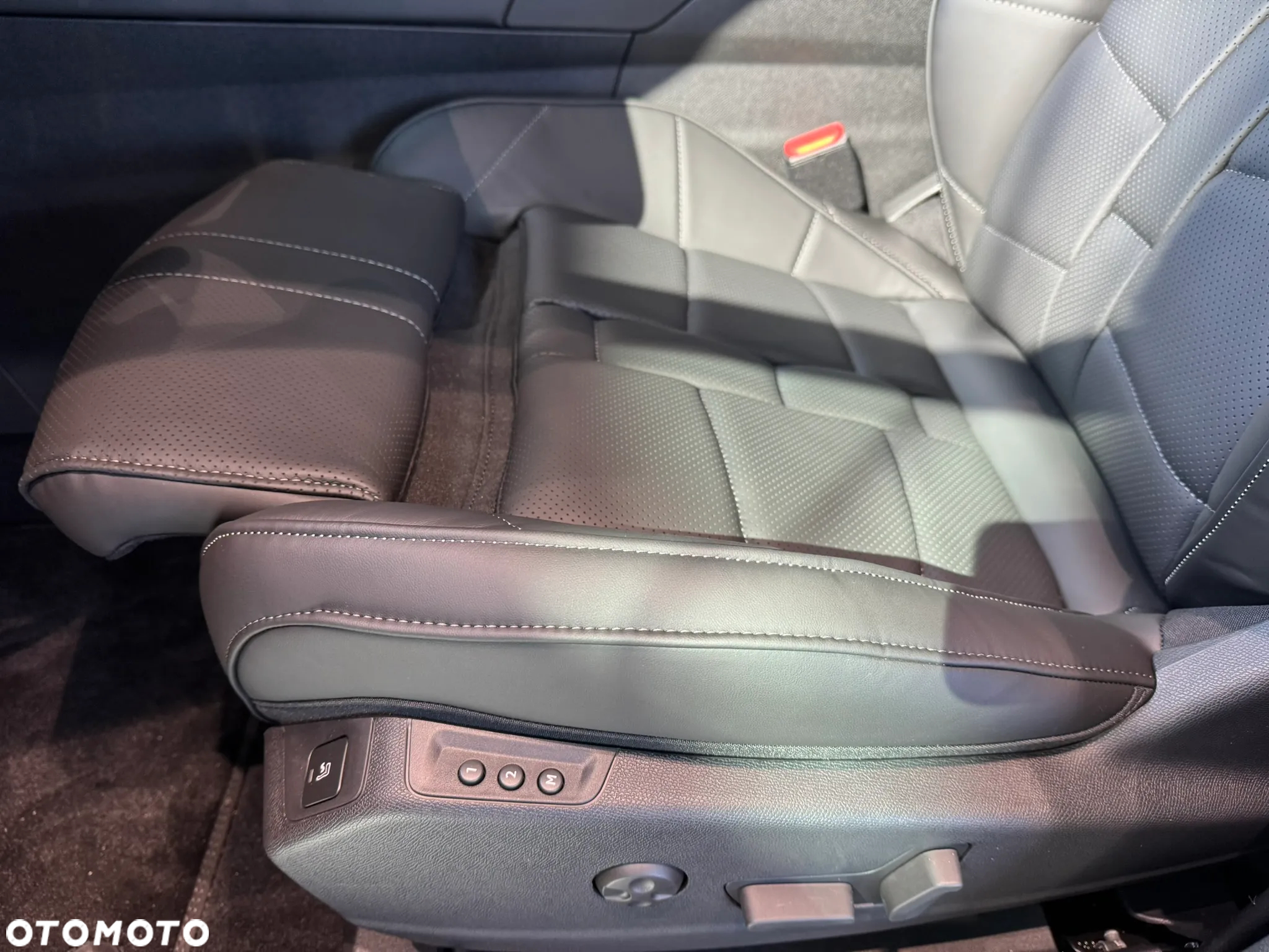 DS Automobiles DS 7 Crossback 1.6 E-Tense 4x4 Opera - 23