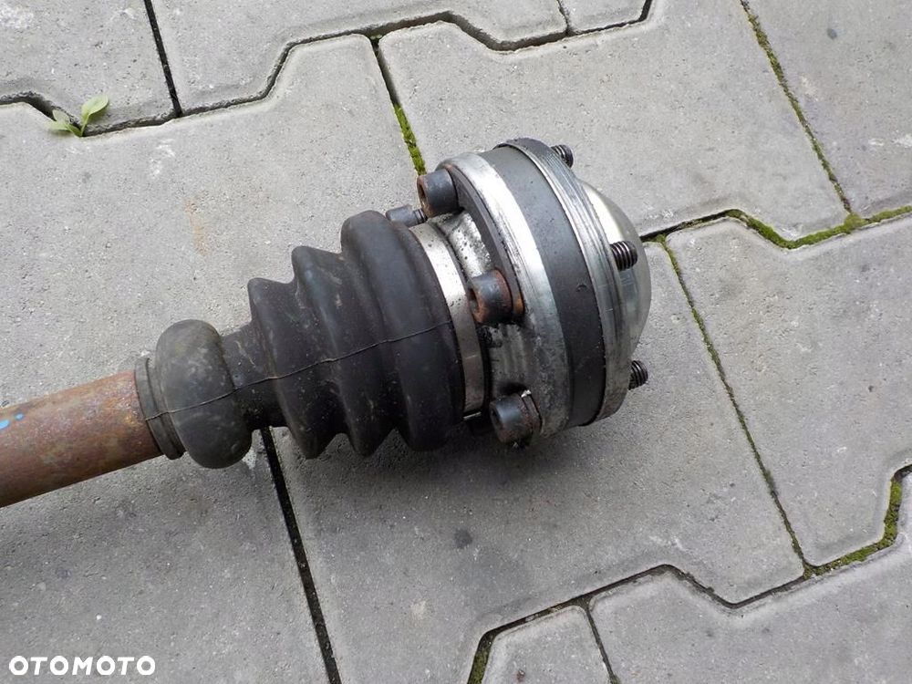 VW T5 LIFT 2.0 TDI PÓŁOŚ LEWA PRZEGUB LEWY - 2