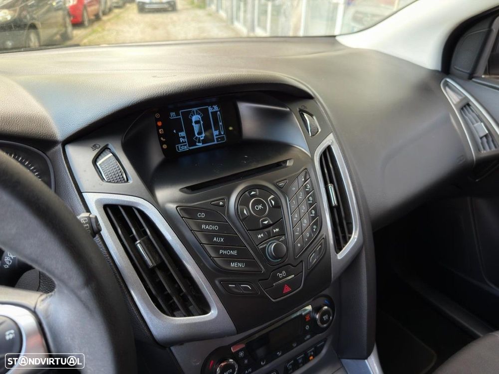 Ford Focus SW 1.6 TDCi Titanium - 15