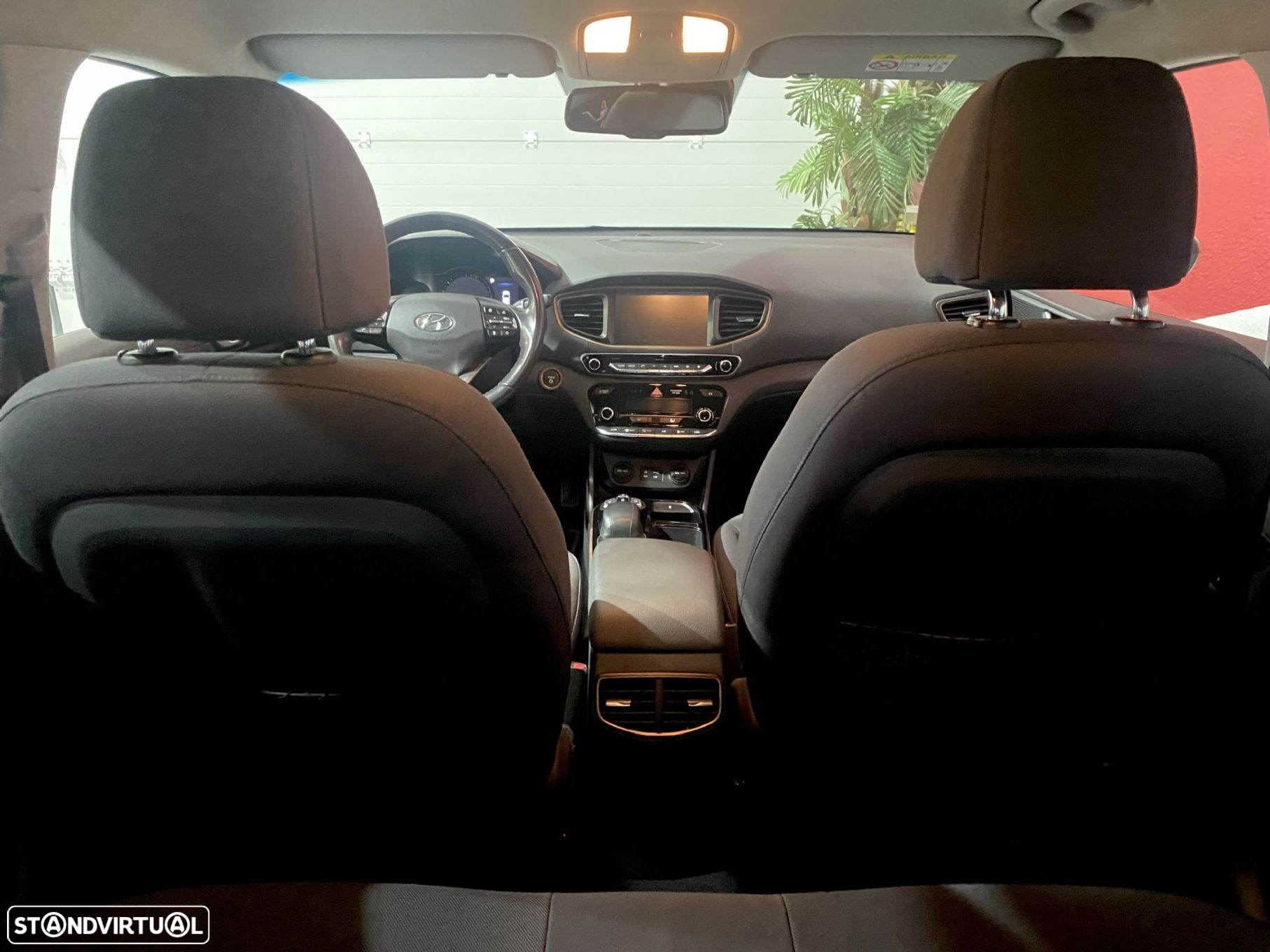 Hyundai Ioniq EV 28kWh Eletric Tech - 31