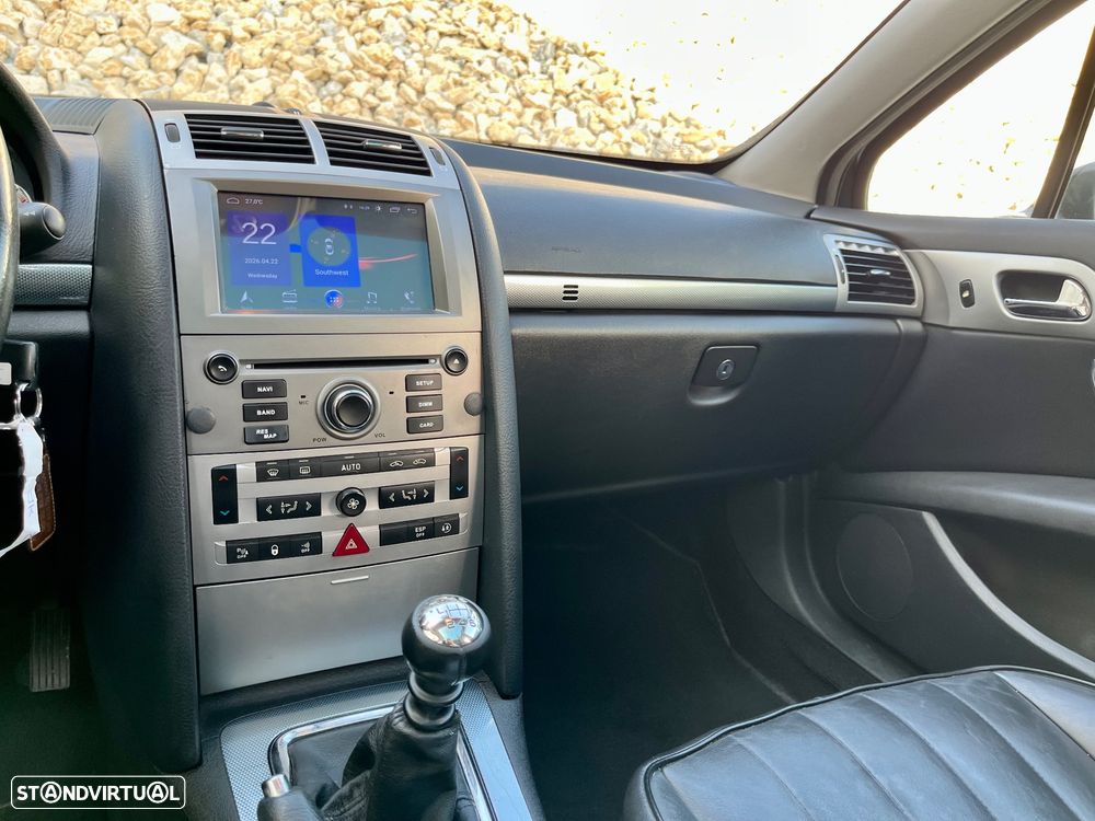 Peugeot 407 SW 2.2 HDi SE Navteq - 30