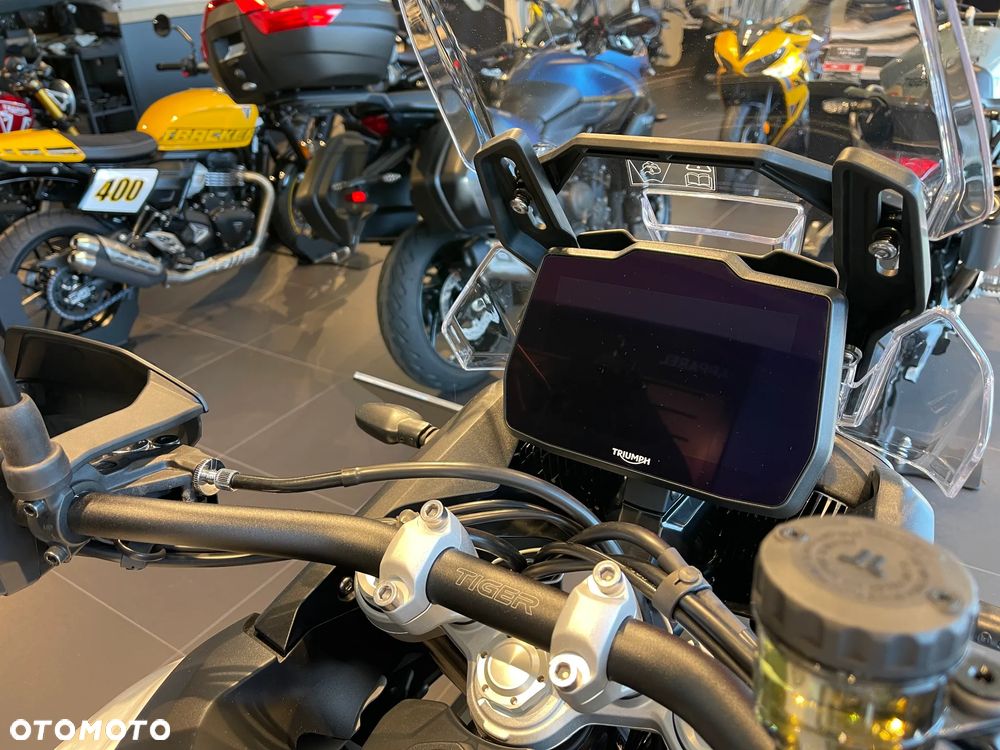 Triumph Tiger - 7