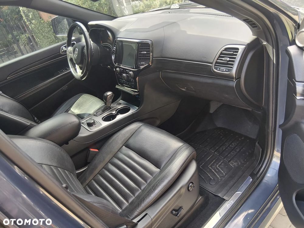 Jeep Grand Cherokee 5.7 V8 Summit - 16