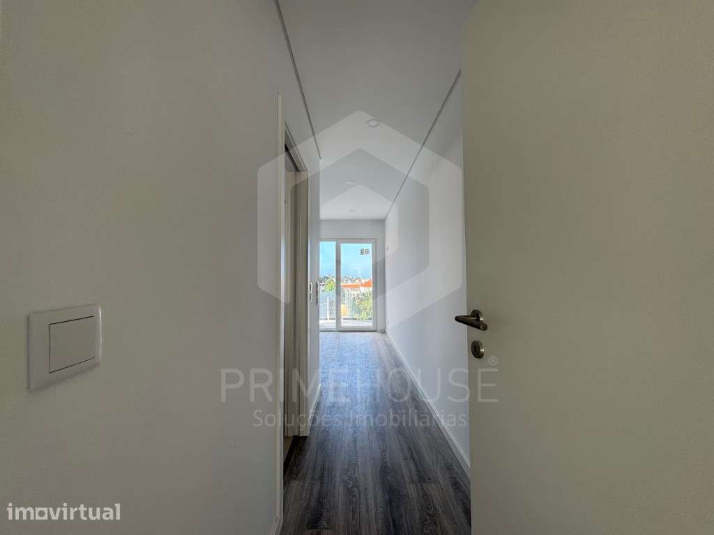 Apartamento T1 exclusivo na Charneca de Caparica com arrecadação e ... - Grande imagem: 3/15