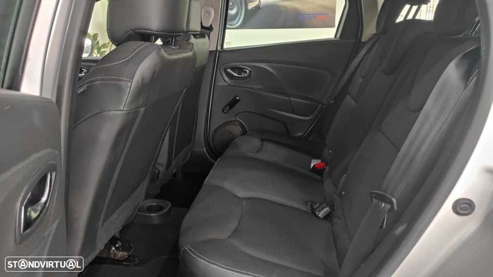 Renault Clio Sport Tourer 1.5 dCi Dynamique S - 6