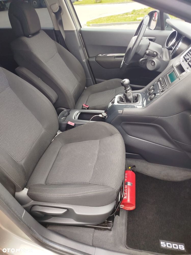 Peugeot 5008 2.0 HDi Active - 11