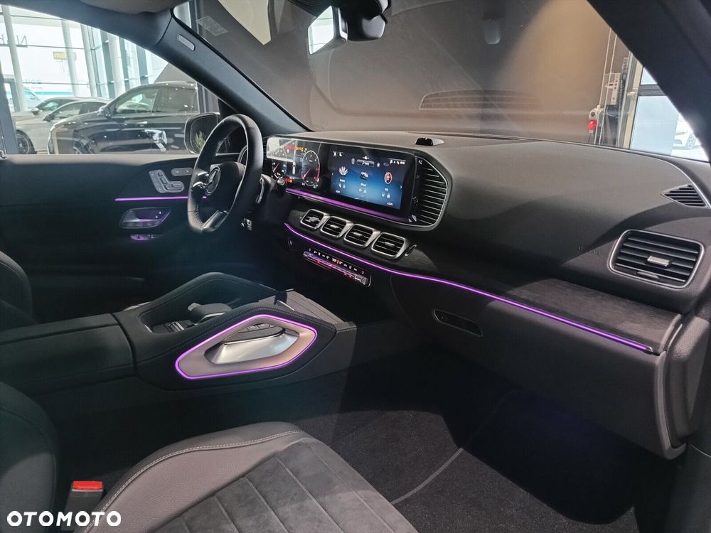 Mercedes-Benz GLE - 11