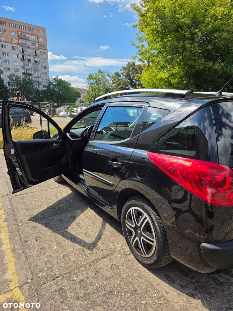 Peugeot 207 1.4 Trendy - 3