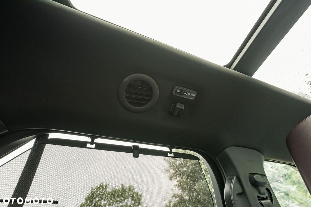 Ford Explorer - 38