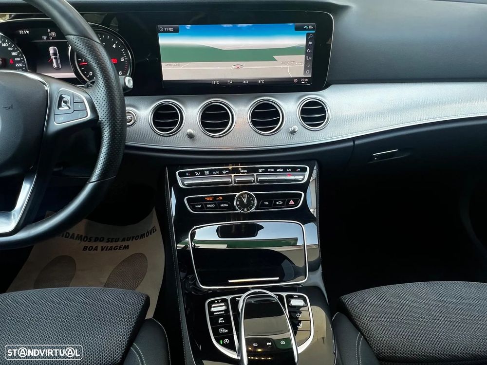 Mercedes-Benz E 220 d Avantgarde - 33