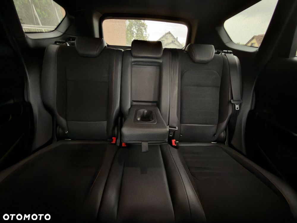 Ford Kuga 2.0 TDCi 4x4 ST-Line - 28