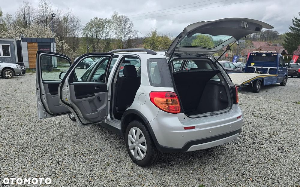 Suzuki SX4 1.6 Comfort - 13